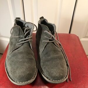 Gray Michael Shannon suede shoes size 9